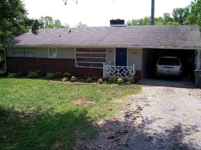 104 Ridge Road Greenville, SC 29617 - Photo 1 of 6 Gallery Image 1