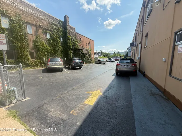 $1,050 | 486 Hazle Street, Unit 2, Wilkes Barre, PA 18702