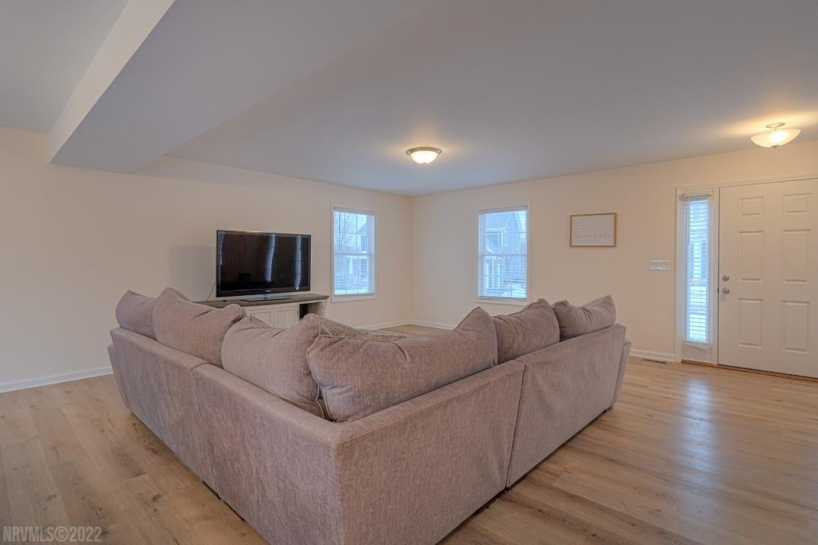 1332 Walnut Ridge Road Christiansburg, VA 24073 - Photo 7 of 47 Gallery Image 7
