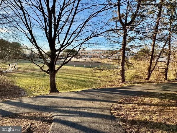 $2,000 | 12901 Churchill Ridge Circle, Unit 1, Germantown, MD 20874