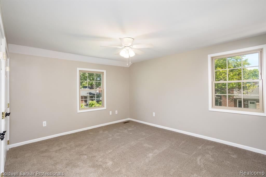 459 La Belle Road Grosse Pointe Farms, MI 48236 - Photo 21 of 29