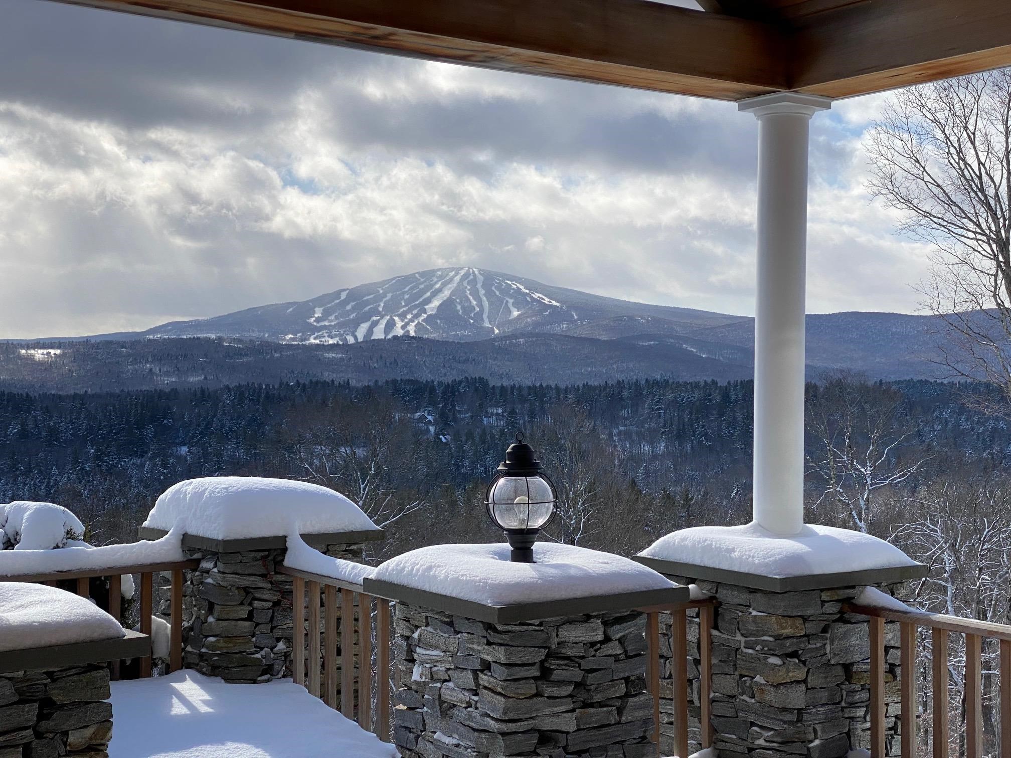 29 Deeryard Road, Unit 21 Winhall, VT 05340 - Photo 1 of 33 Gallery Image 1