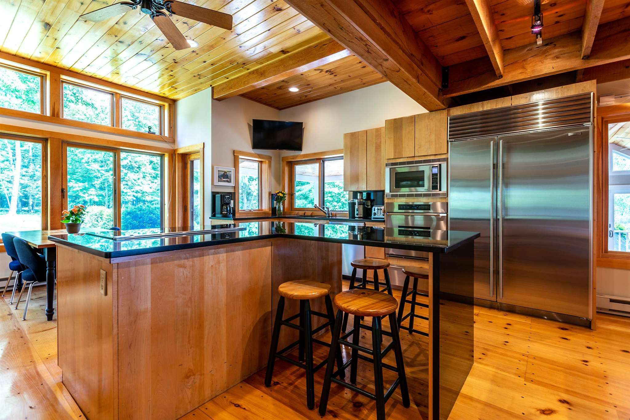 29 Deeryard Road, Unit 21 Winhall, VT 05340 - Photo 16 of 33 Gallery Image 16
