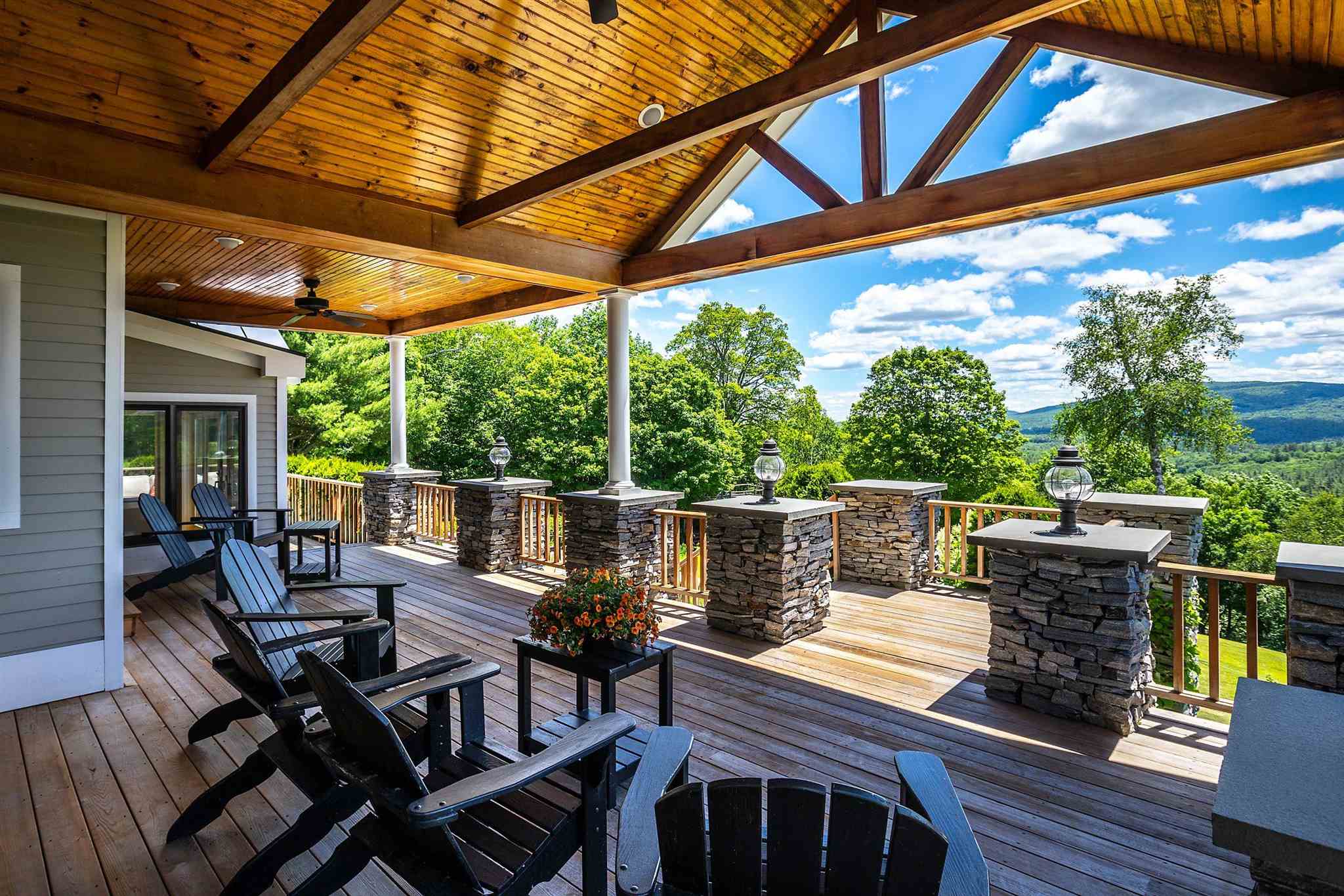 29 Deeryard Road, Unit 21 Winhall, VT 05340 - Photo 6 of 33 Gallery Image 6