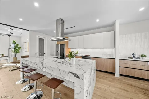 $385,000 | 405 Northeast 15th Terrace, Cape Coral, FL 33909