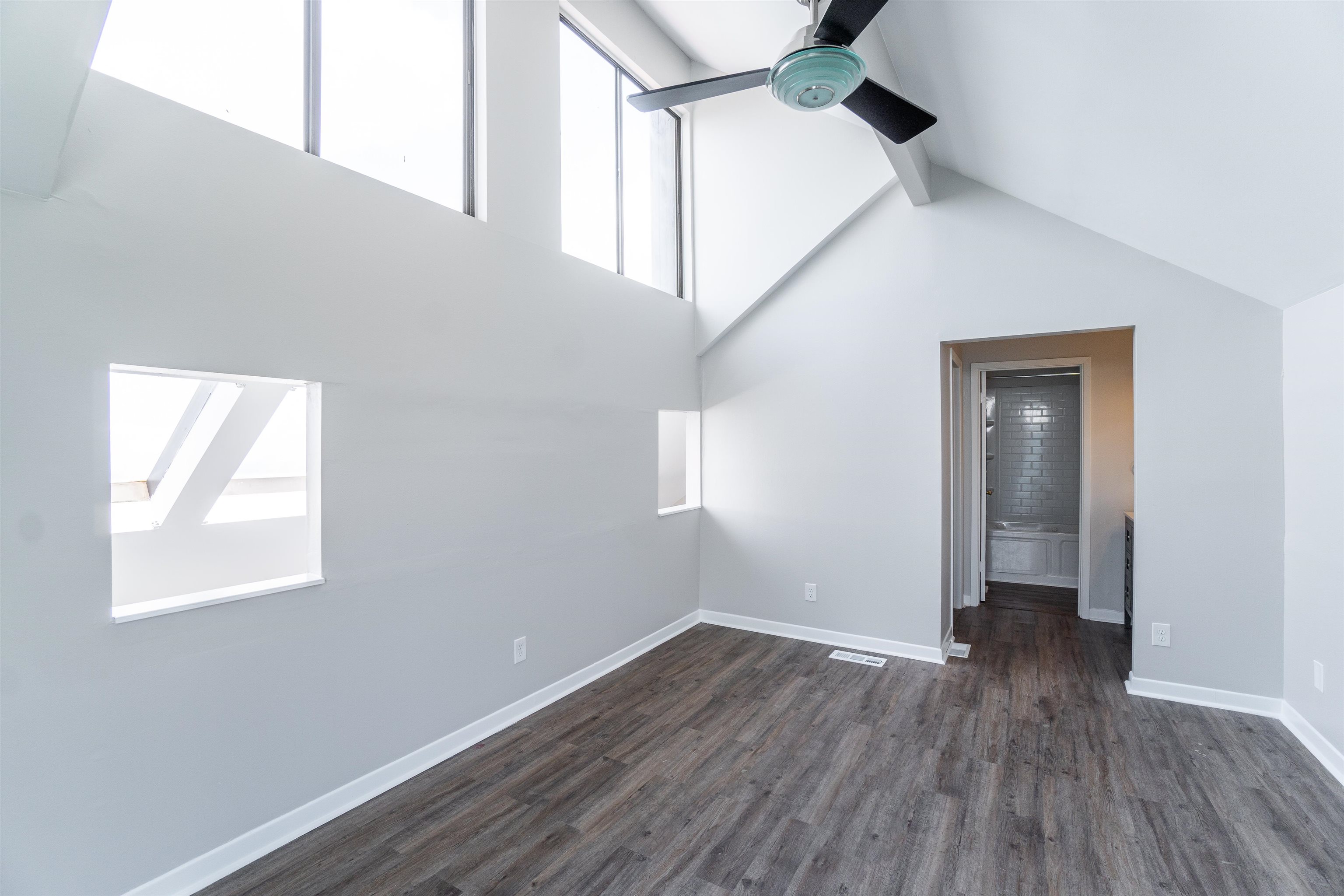 152 Windmill Ridge Road, Unit B Gulf Shores, AL 36542 - Photo 29 of 40 BonusRoom