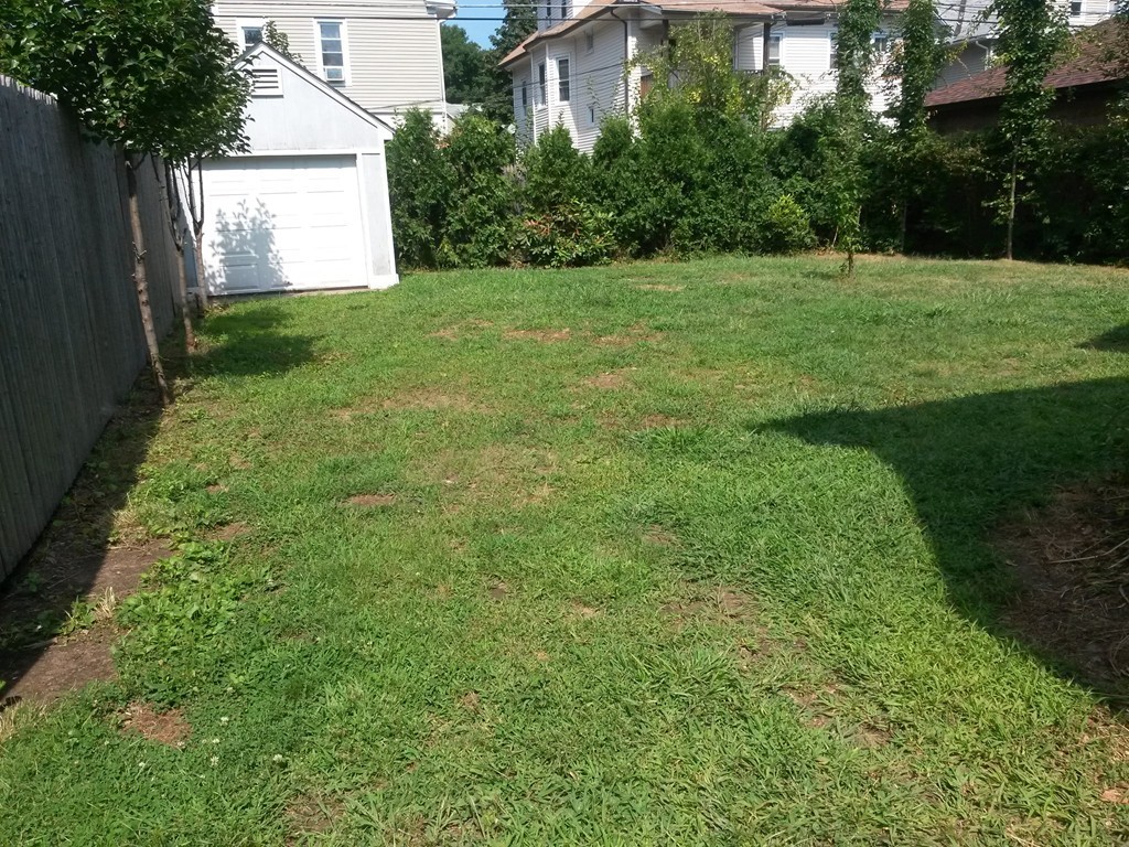 32 Ashmont Street Springfield, MA 01108 - Photo 5 of 30 Gallery Image 5