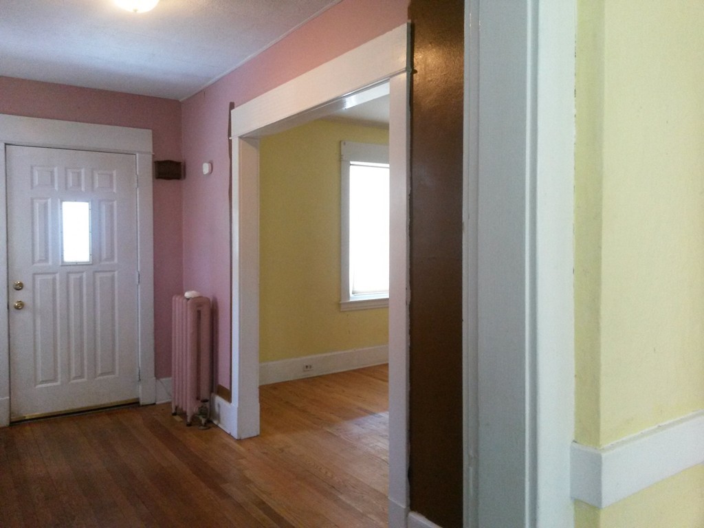 32 Ashmont Street Springfield, MA 01108 - Photo 7 of 30 Gallery Image 7