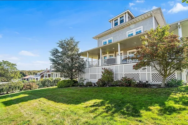 $899,900 | 28 Western Avenue, Hull, MA 02045