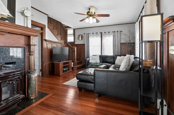 $899,900 | 28 Western Avenue, Hull, MA 02045