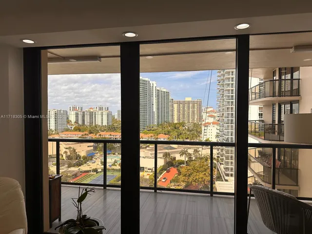 $5,500 | 19667 Turnberry Way, Unit 14F, Aventura, FL 33180