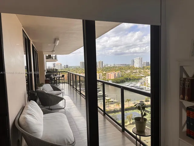 $5,500 | 19667 Turnberry Way, Unit 14F, Aventura, FL 33180