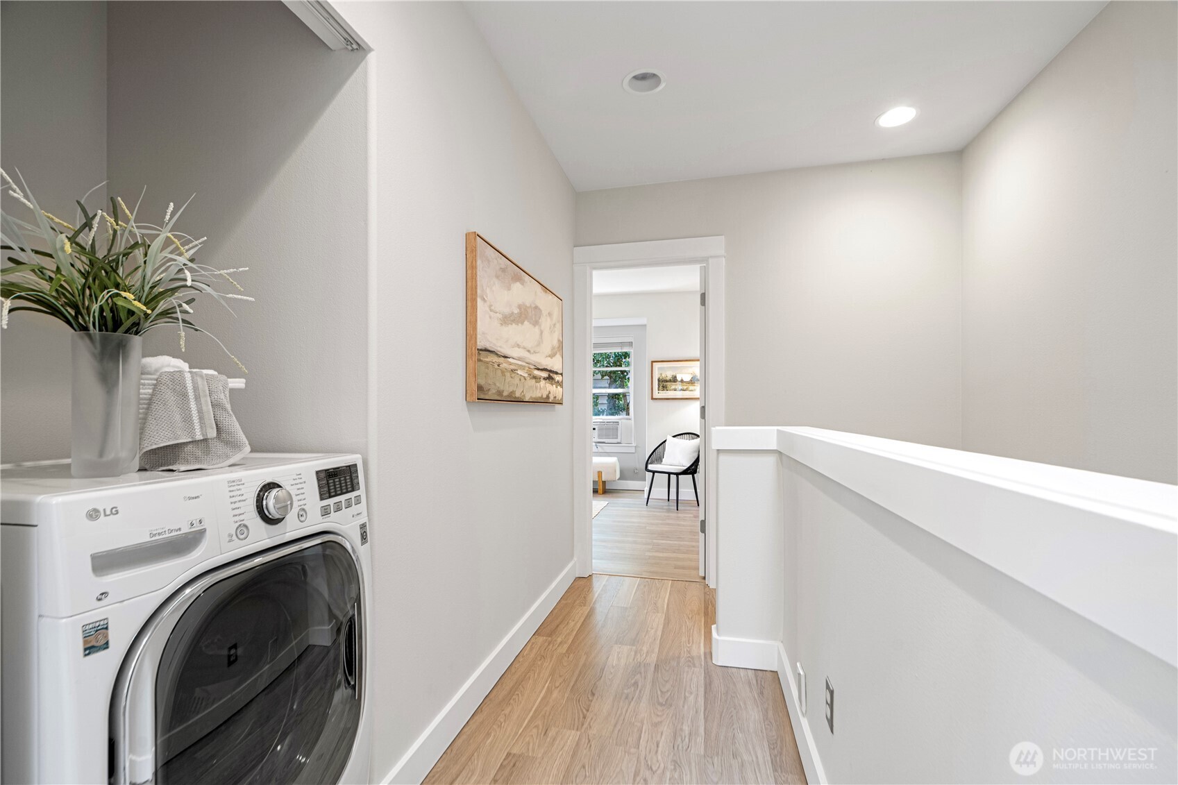 422 Federal Avenue East, Unit B Seattle, WA 98102 - Photo 22 of 25