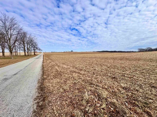 $825,000 | 275 W NORTH County Road, Crawfordsville, IN 47933