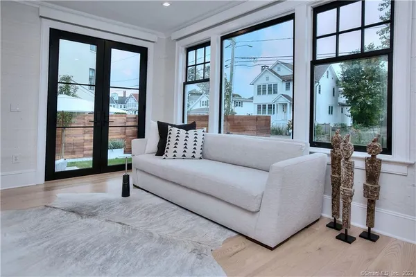 $15,000 | 18 Danbury Avenue, Westport, CT 06880