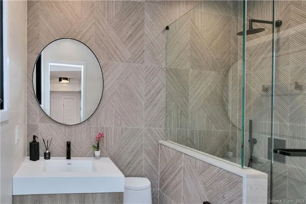 $15,000 | 18 Danbury Avenue, Westport, CT 06880