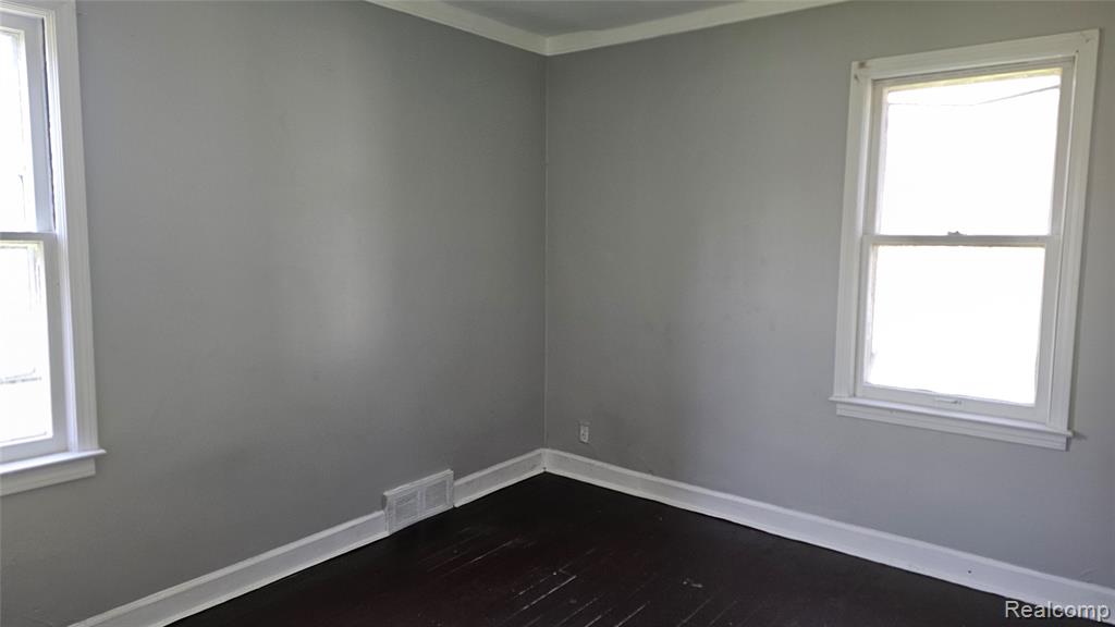 11837 Roxbury Street Detroit, MI 48224 - Photo 5 of 7