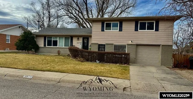$319,900 | 3610 Monte Vista Drive, Casper, WY 82601