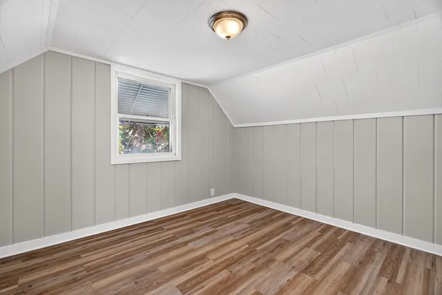 $2,100 | 27 164th Place, Calumet City, IL 60409