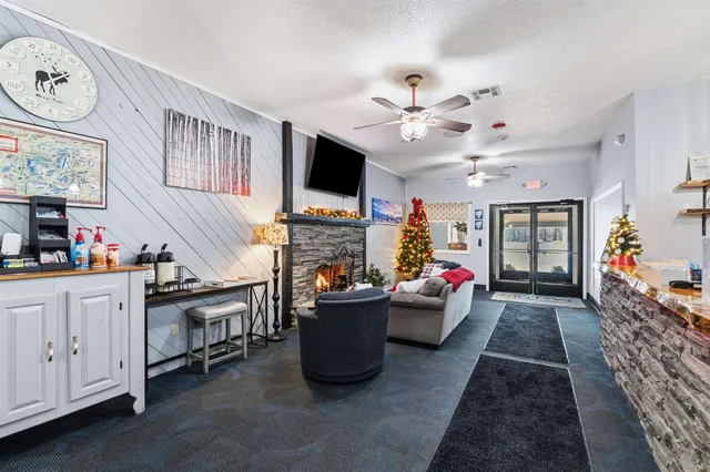 $25,000 | 2955 White Mountain Highway, Unit 214 (W50), Conway, NH 03860