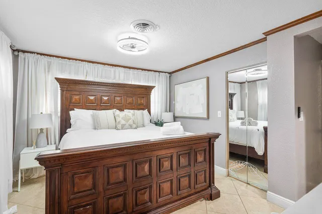 $1,280,000 | 401 Southeast 14th Avenue, Pompano Beach, FL 33060