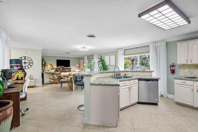 $1,280,000 | 401 Southeast 14th Avenue, Pompano Beach, FL 33060