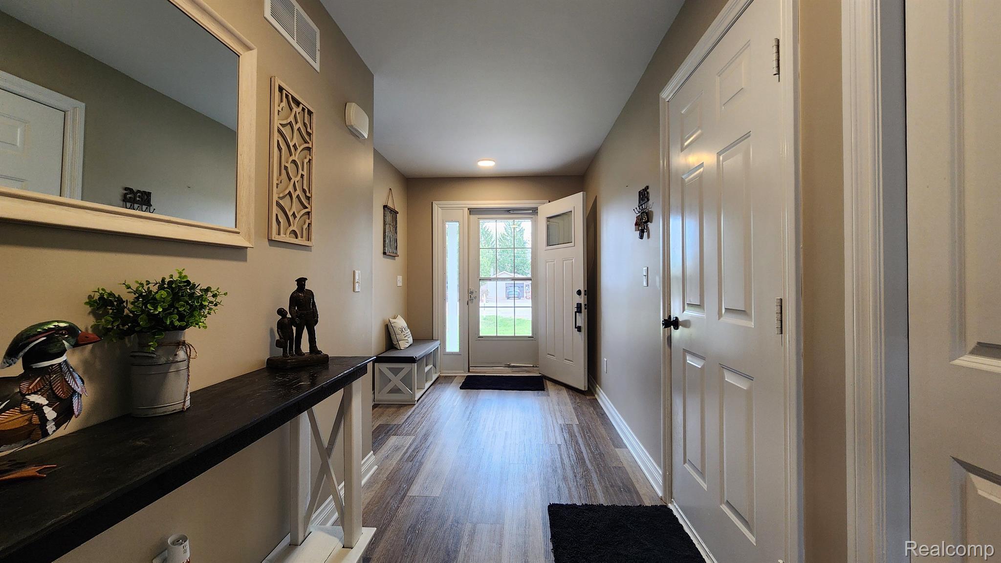 621 Range Road Smiths Creek, MI 48074 - Photo 3 of 41 Gallery Image 3