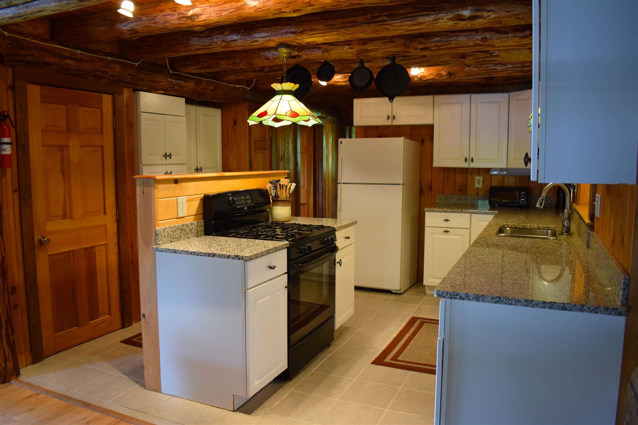 258 Bicknell Hill Road Tunbridge, VT 05077 - Photo 5 of 28