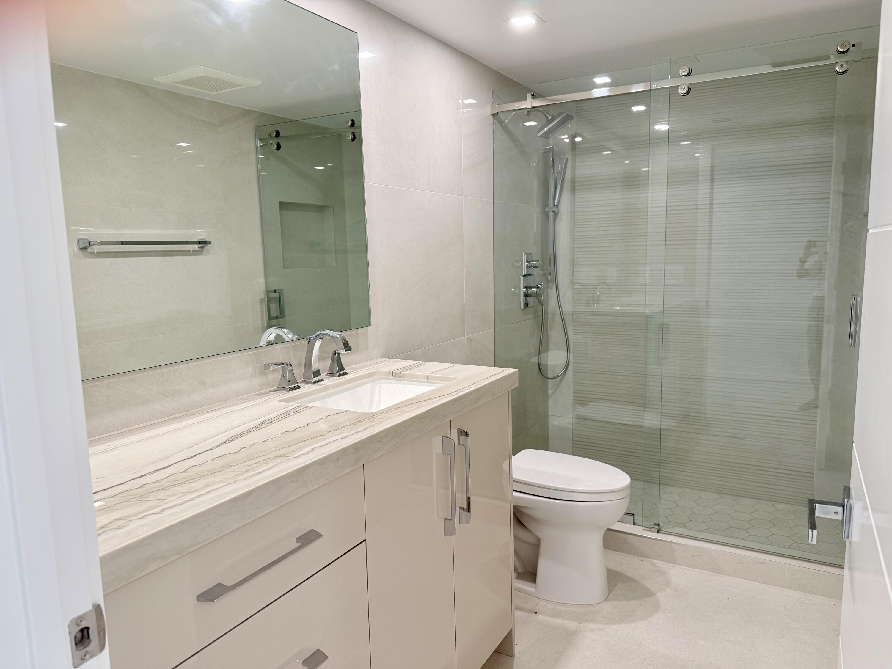 4201 North Ocean Boulevard Boca Raton, FL 33431 - Photo 19 of 39 2nd Bath