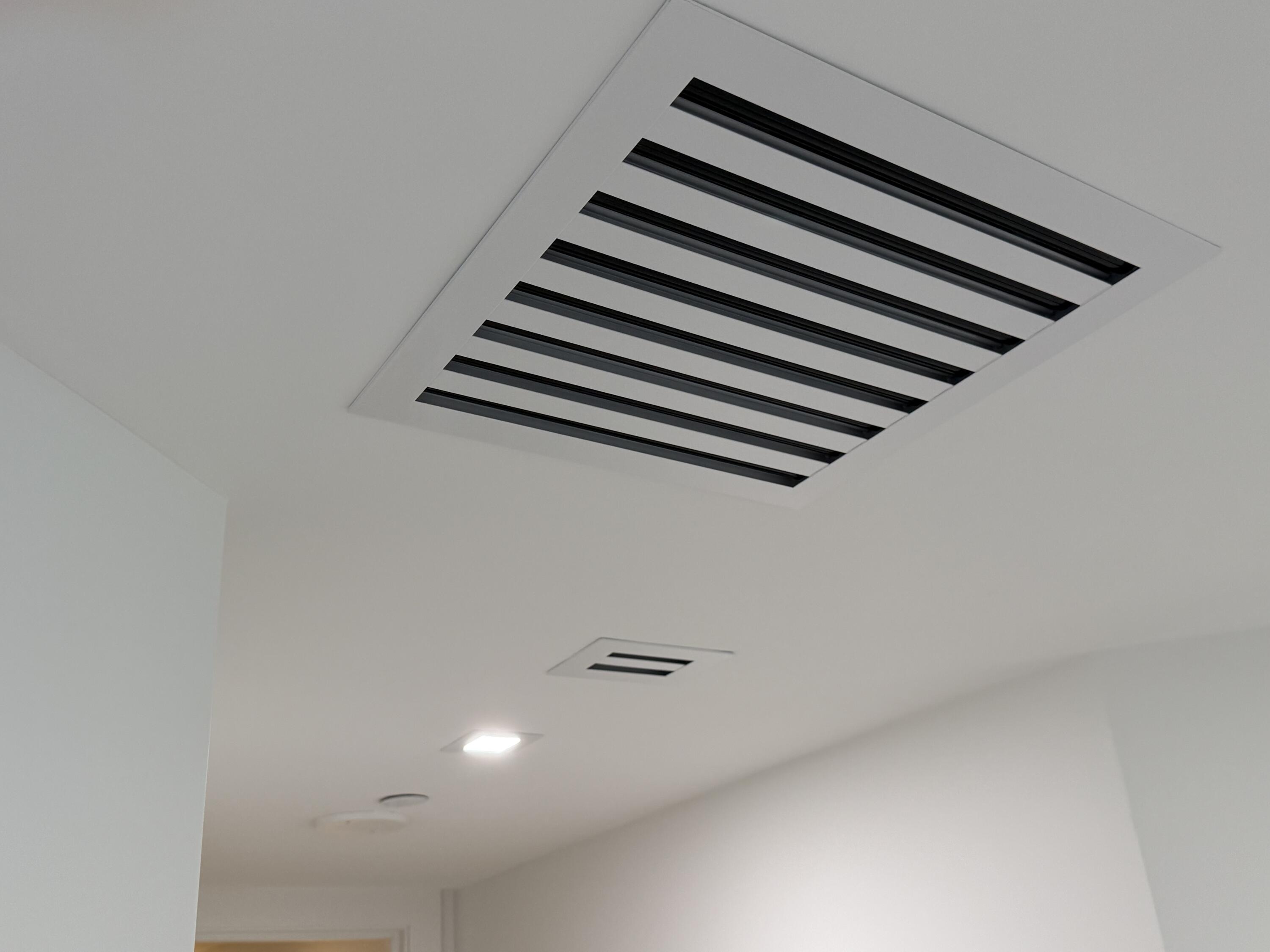 4201 North Ocean Boulevard Boca Raton, FL 33431 - Photo 27 of 39 New AC Vents