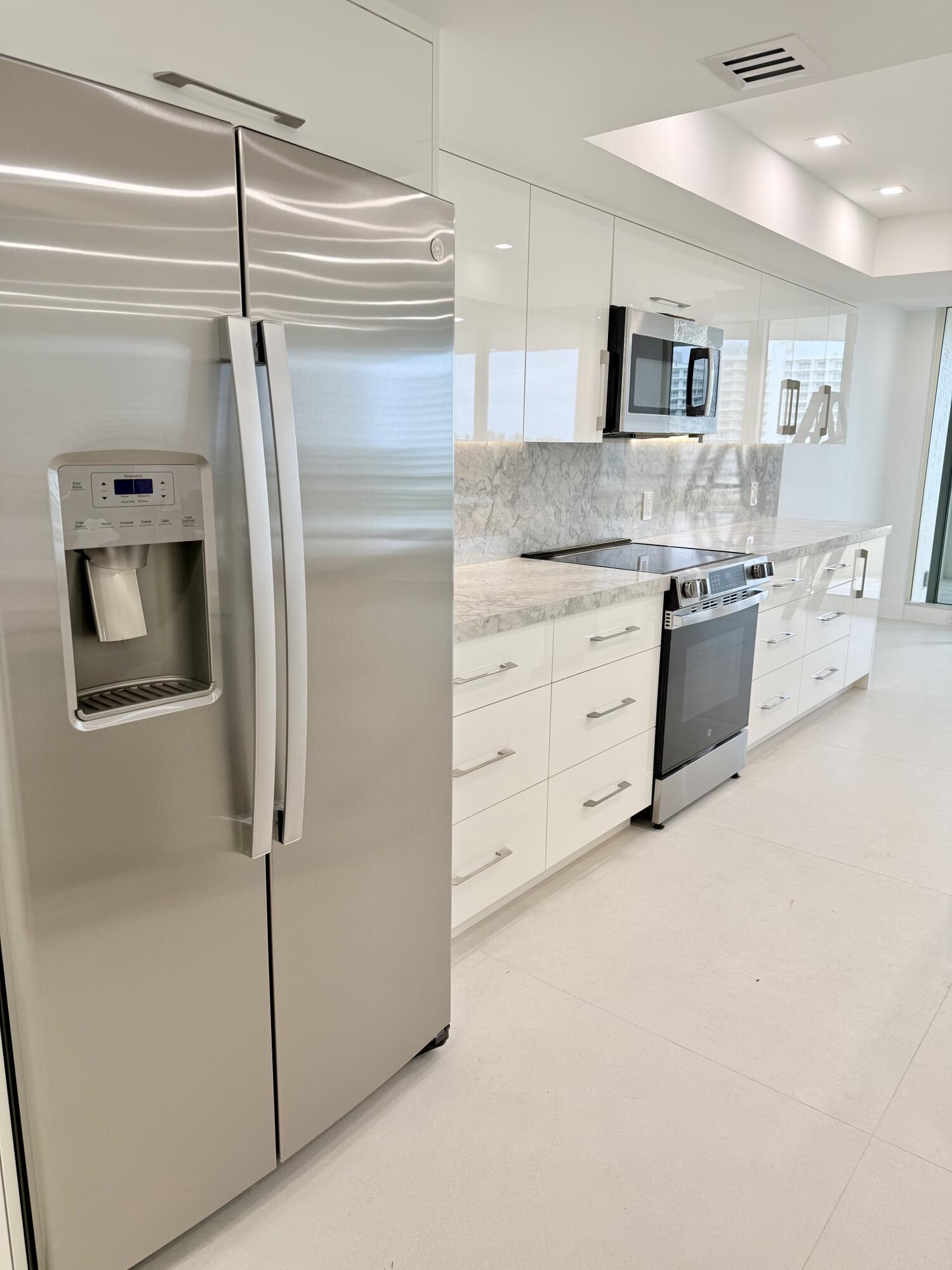 4201 North Ocean Boulevard Boca Raton, FL 33431 - Photo 3 of 39 New Kitchen