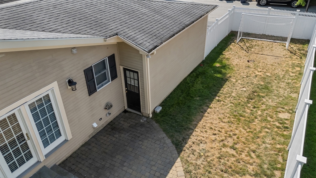 2 Herbert Road Worcester, MA 01602 - Photo 28 of 33