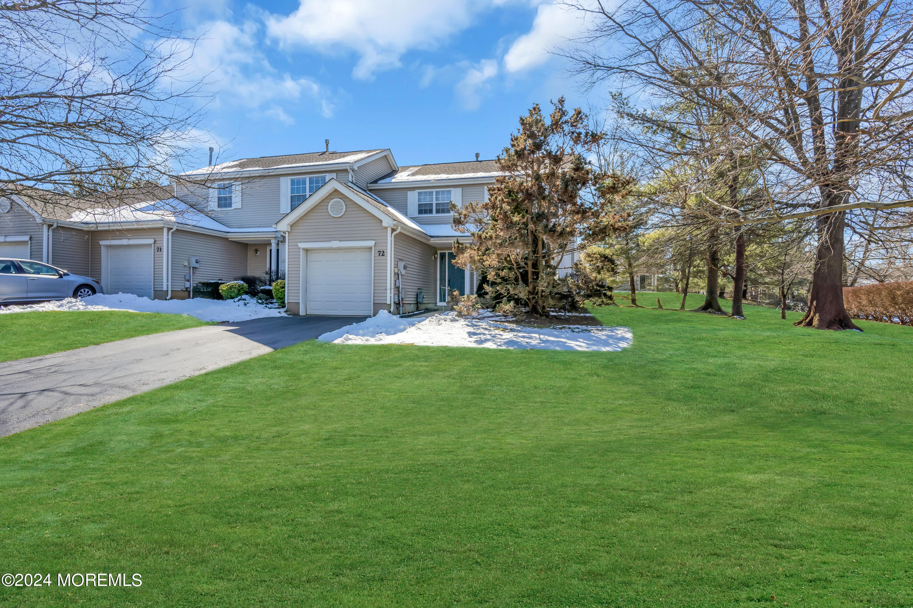 72 Ridge Place Freehold, NJ 07728 - Photo 7 of 34 005_dsc01320-1