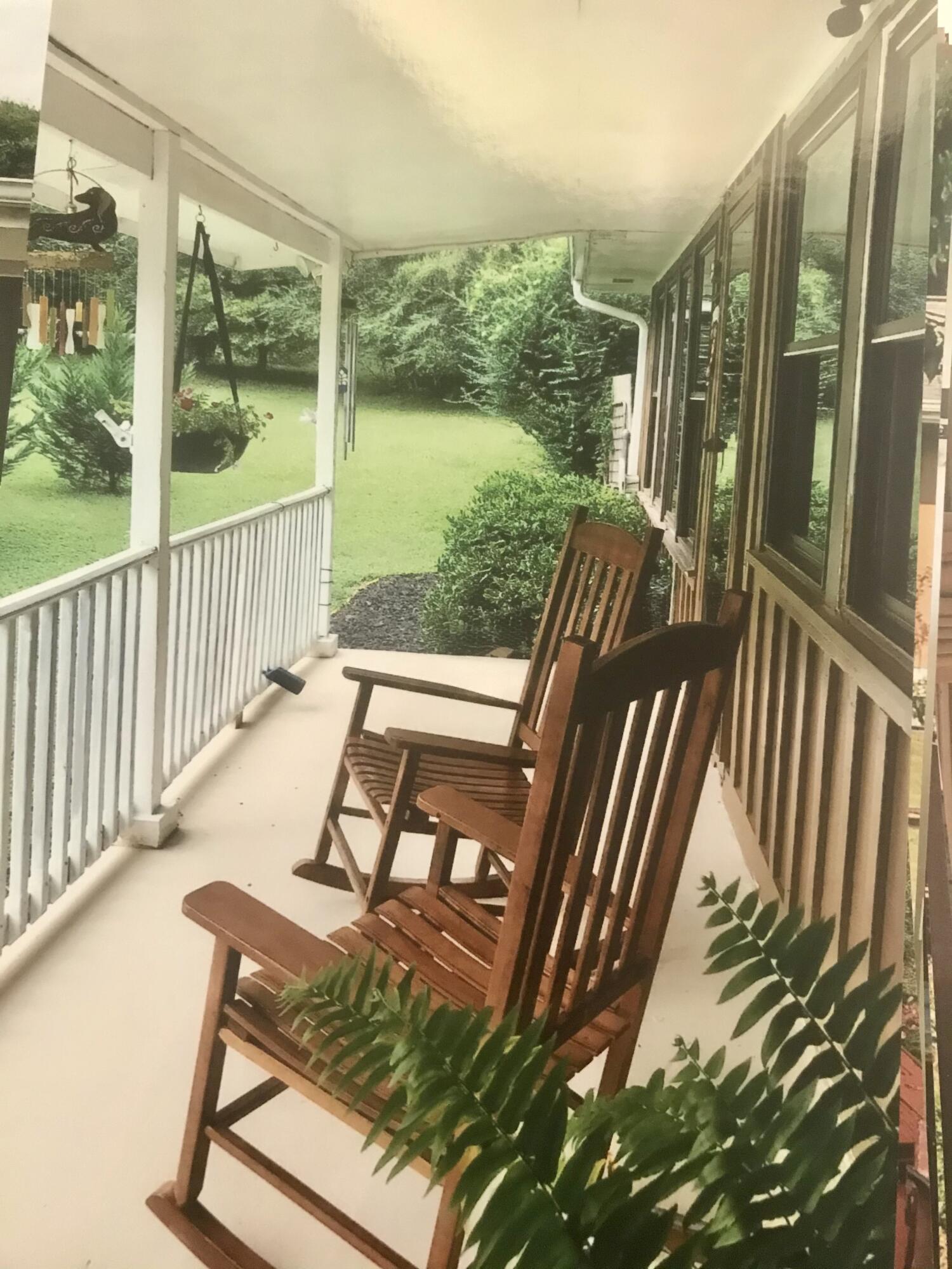 2344 Stonesage Road Soddy Daisy, TN 37379 - Photo 11 of 30 Rocking chairs