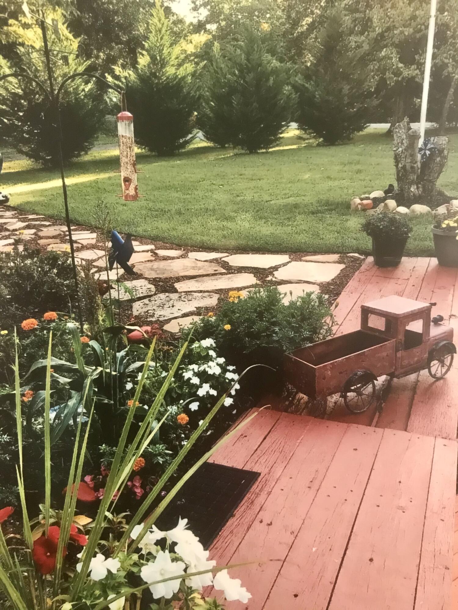 2344 Stonesage Road Soddy Daisy, TN 37379 - Photo 16 of 30 Flowers