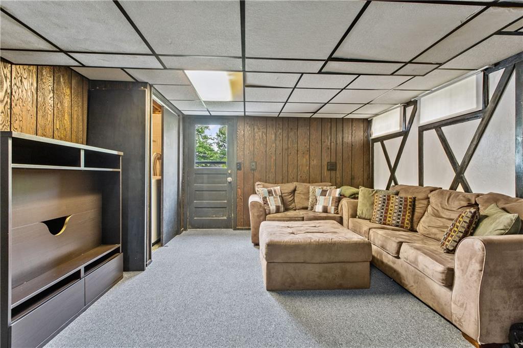 8 Quail Hill Road Pittsburgh, PA 15214 - Photo 15 of 17 Gallery Image 15