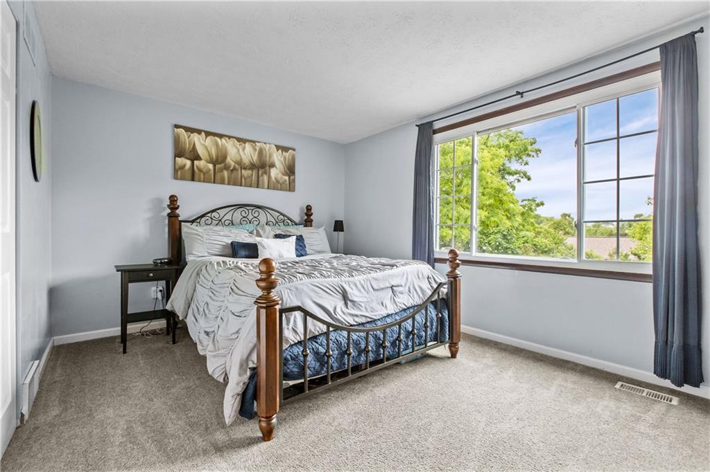 8 Quail Hill Road Pittsburgh, PA 15214 - Photo 10 of 17 Gallery Image 10