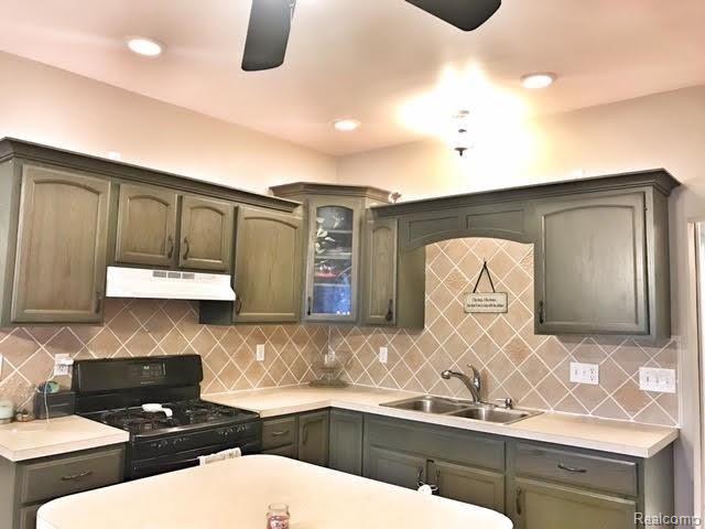 7402 Johnson Road Flushing, MI 48433 - Photo 5 of 21 17.jpg