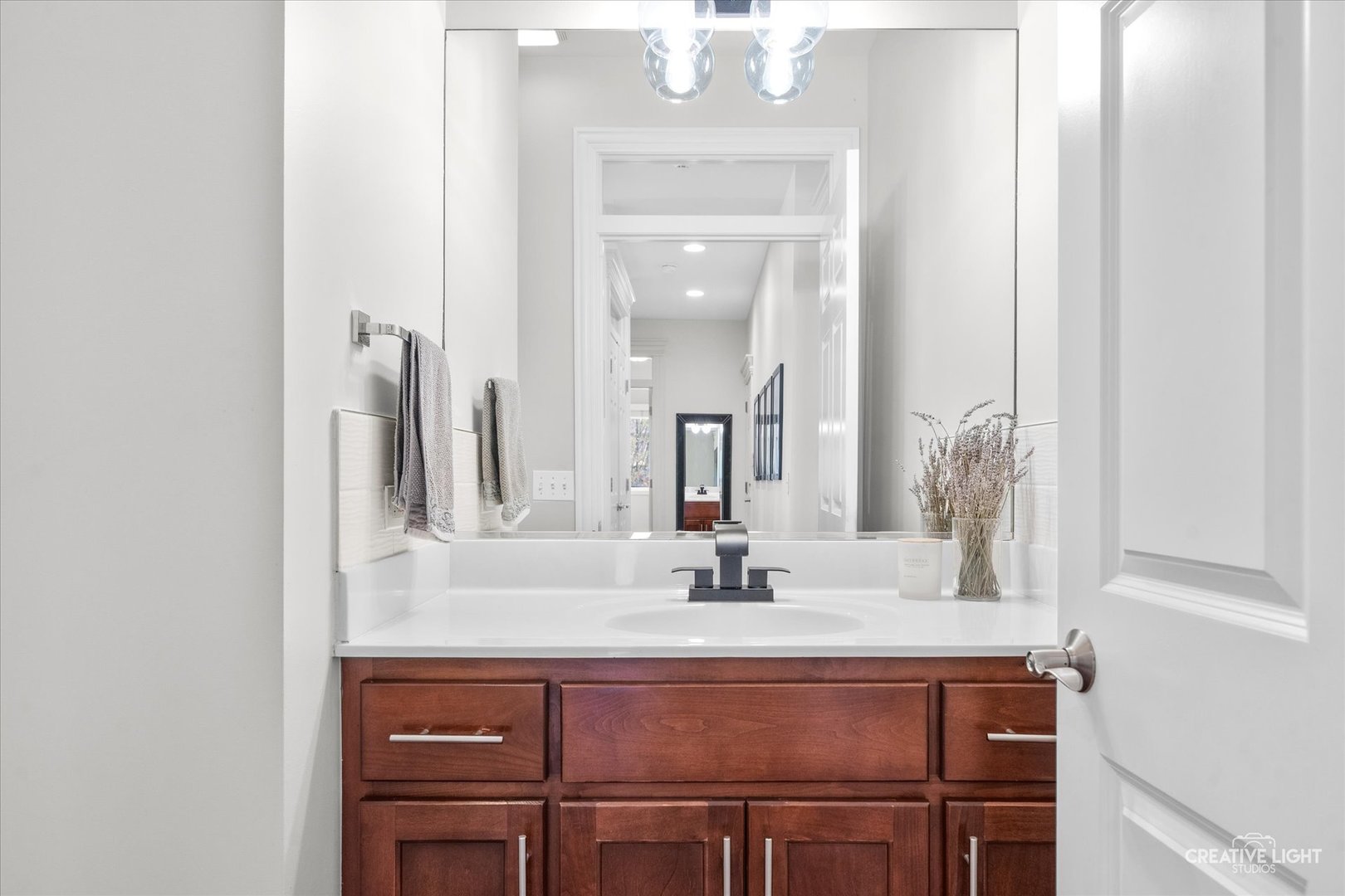 4119 Champion Road Naperville, IL 60564 - Photo 14 of 56