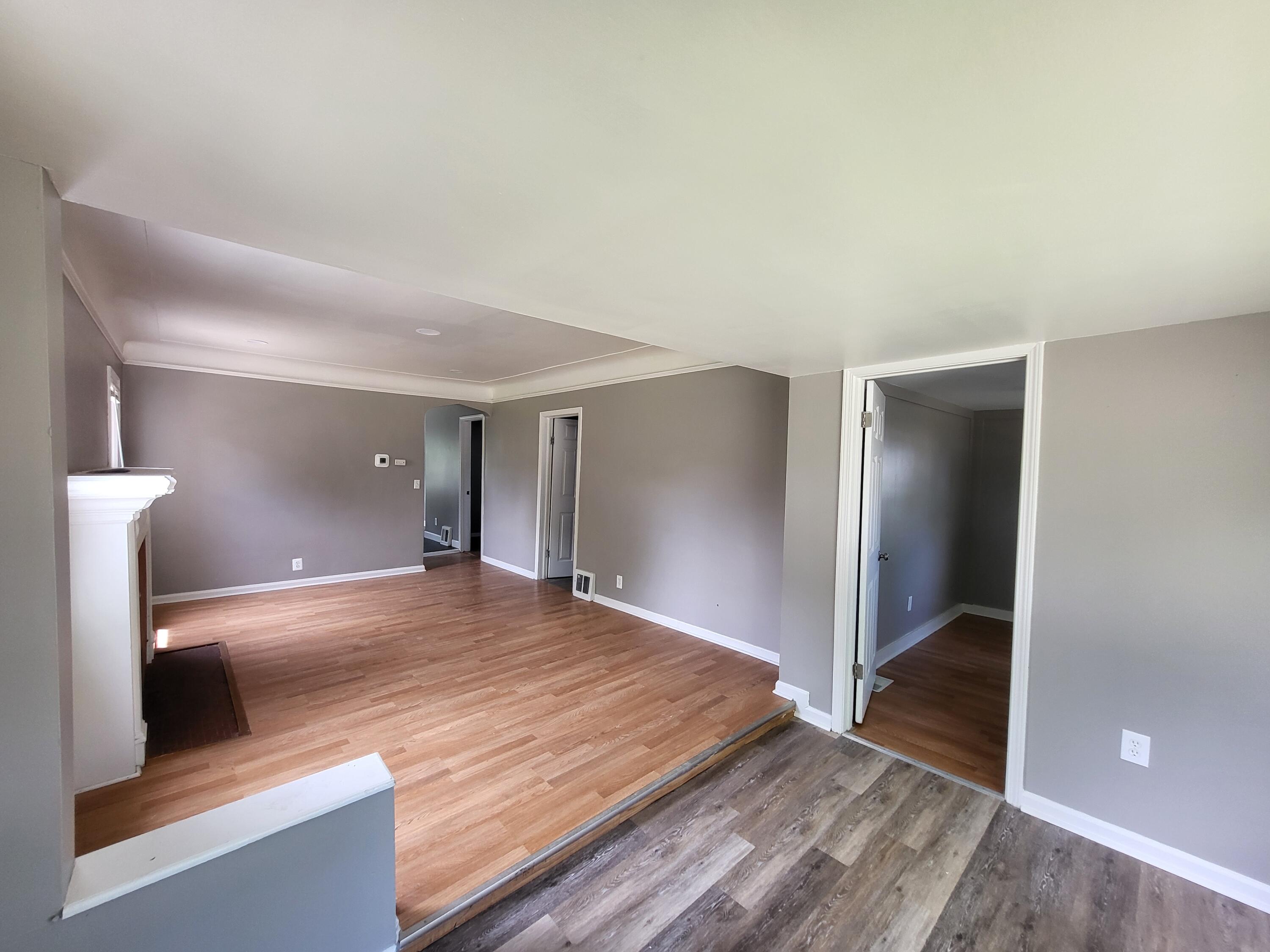 23077 Piper Avenue Eastpointe, MI 48021 - Photo 3 of 14 20250616_143611