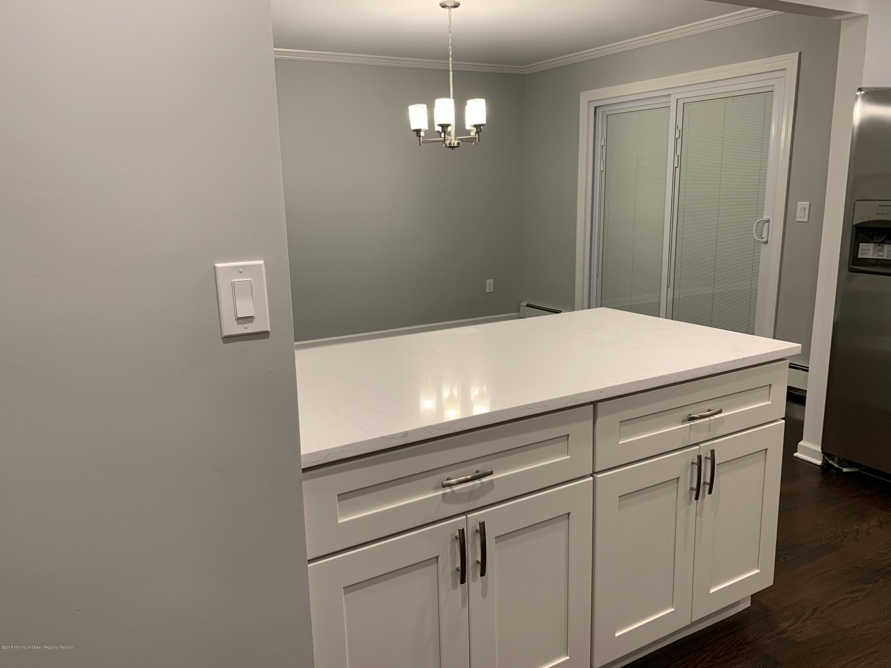 89 Pelican Road Middletown, NJ 07748 - Photo 5 of 27 IMG_0479