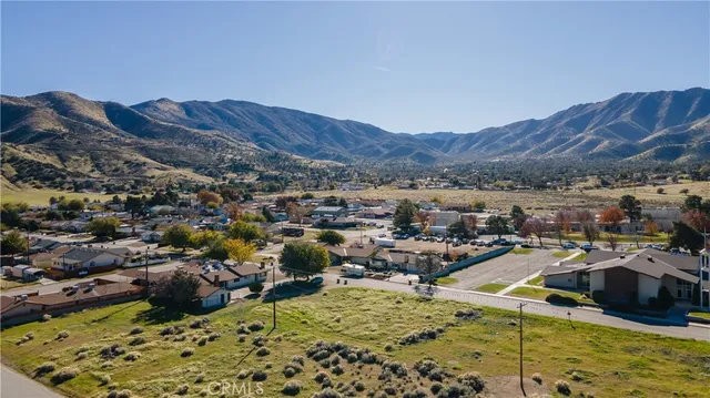 $425,000 | 6401 Lynch Canyon Drive, Lake Isabella, CA 93240