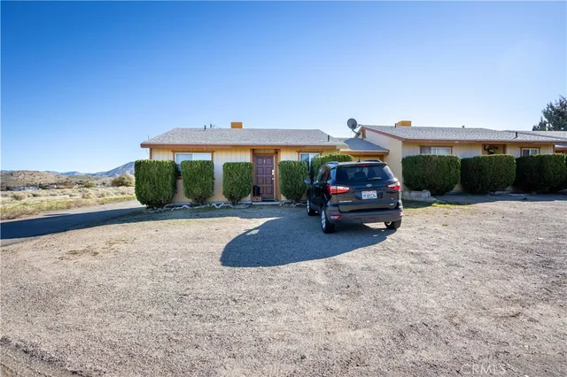 $425,000 | 6401 Lynch Canyon Drive, Lake Isabella, CA 93240