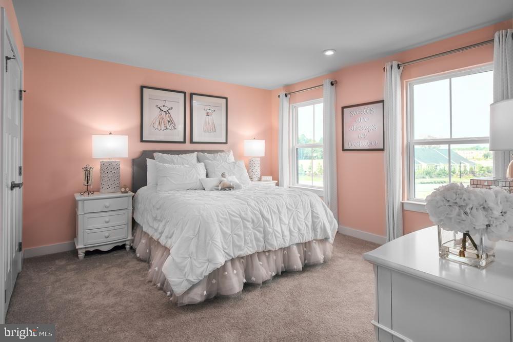 2475 Morgan Run Huntingdon Valley, PA 19006 - Photo 13 of 14 a spacious bedroom with a bed and glass window