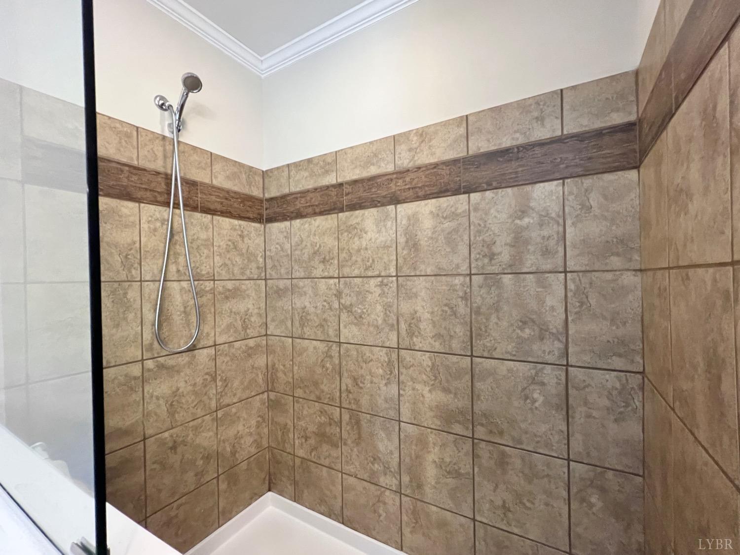 2747 Five Forks Road Bedford, VA 24523 - Photo 27 of 40 a bathroom with a shower