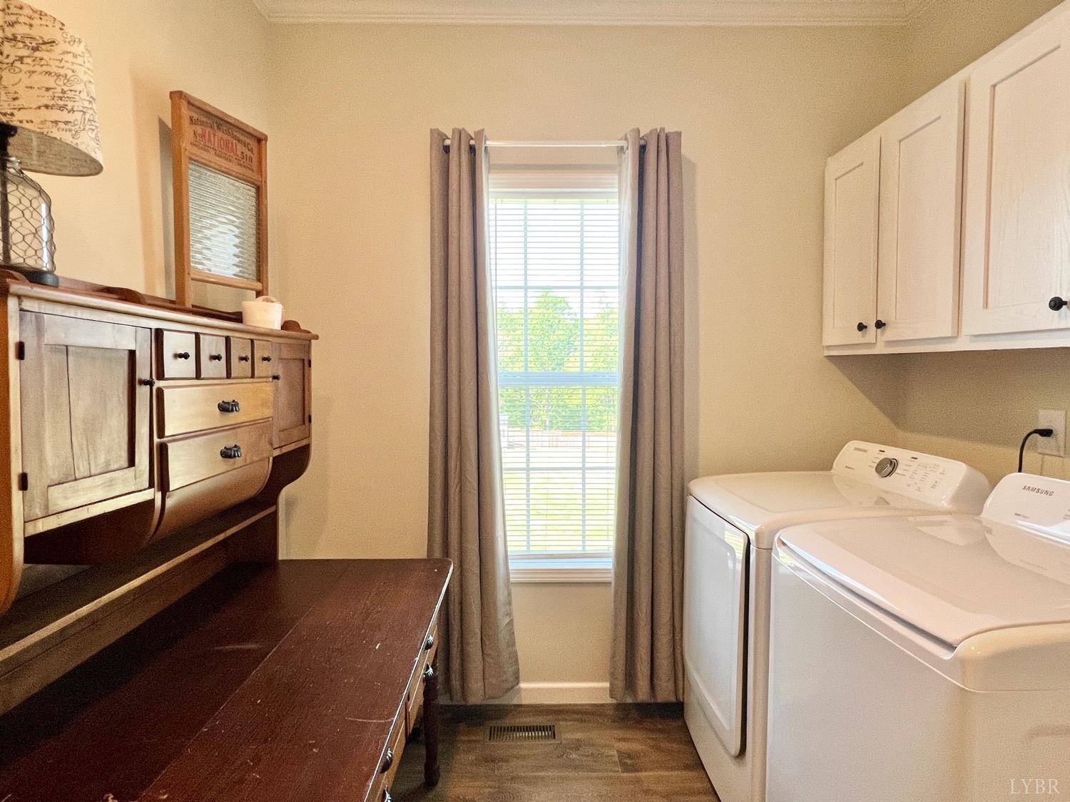 2747 Five Forks Road Bedford, VA 24523 - Photo 33 of 40 a utility room with dryer and washer