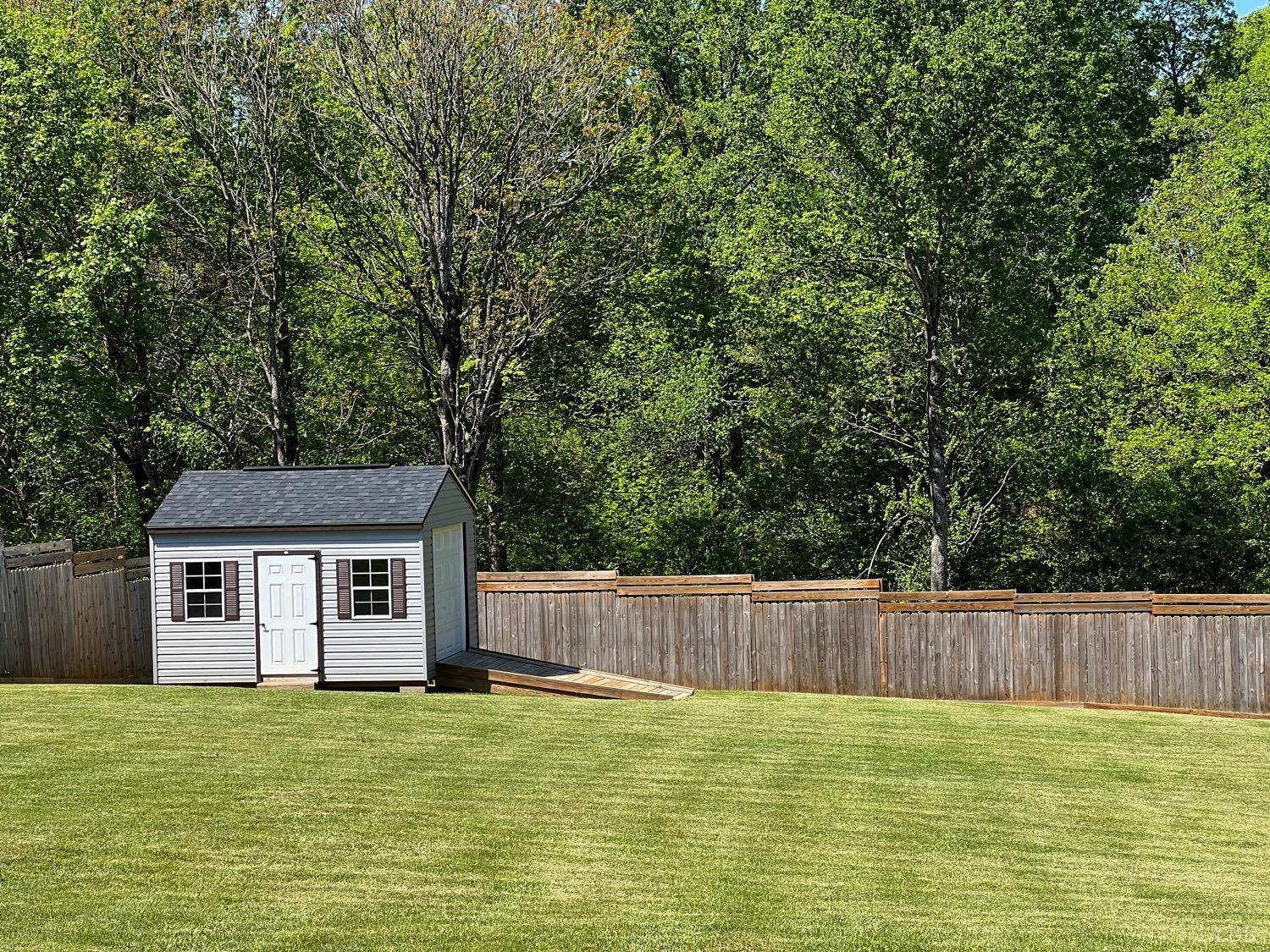 2747 Five Forks Road Bedford, VA 24523 - Photo 38 of 40 a house with swimming pool in front of it