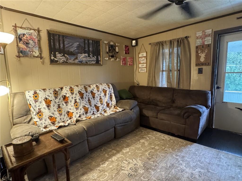 305 Gemmell Road Clune, PA 15727 - Photo 7 of 11 Gallery Image 7