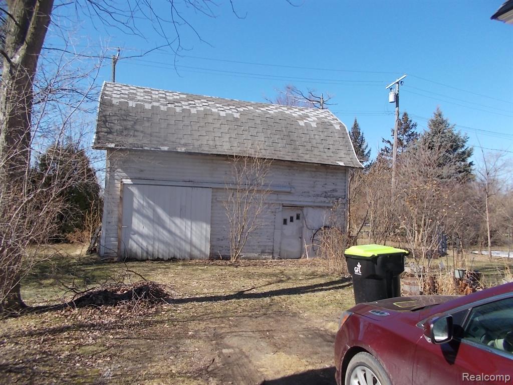 3739 North Main Street Akron, MI 48701 - Photo 4 of 31