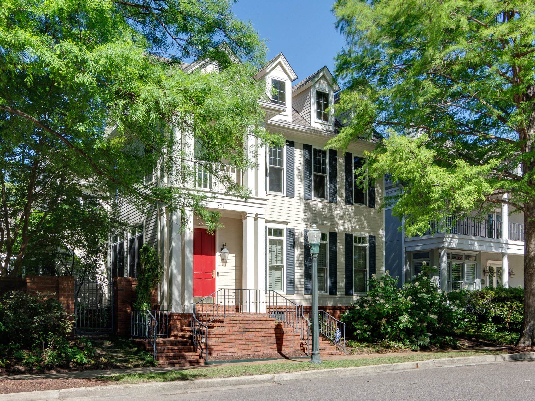 871 Harbor Bend Road Memphis, TN 38103 - Photo 2 of 36